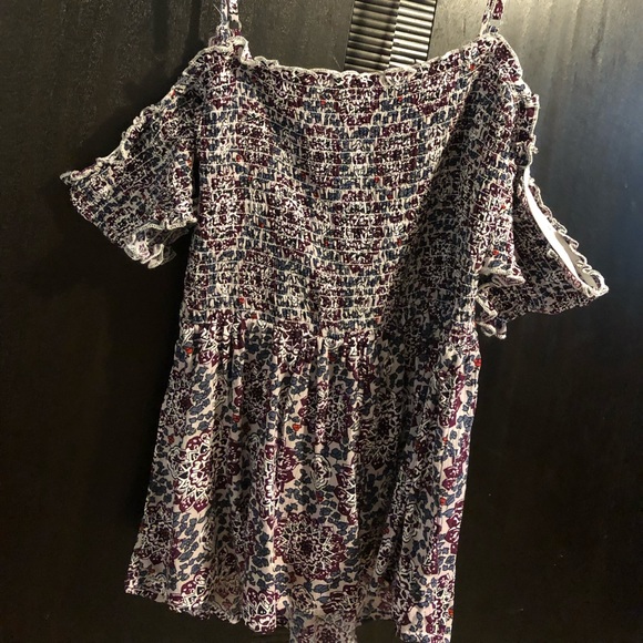 Top - Picture 2 of 3